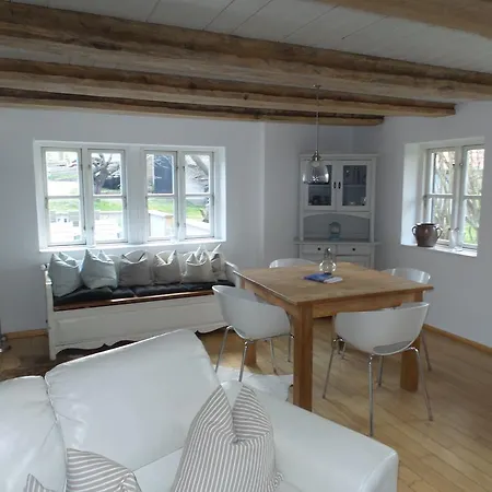 Ferienhaus Boddenblick 別荘 *